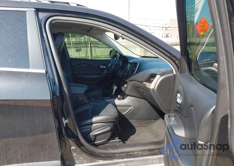 2015 Jeep Cherokee Limited z USA, uszkodzony, nr VIN 1C4PJMDS3FW779088